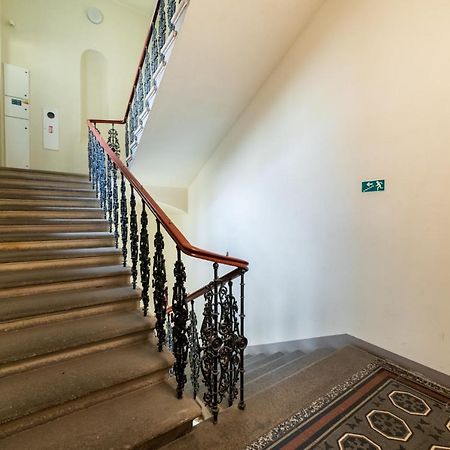 Exclusive Apartment Near Kafka'S Head Praga Esterno foto